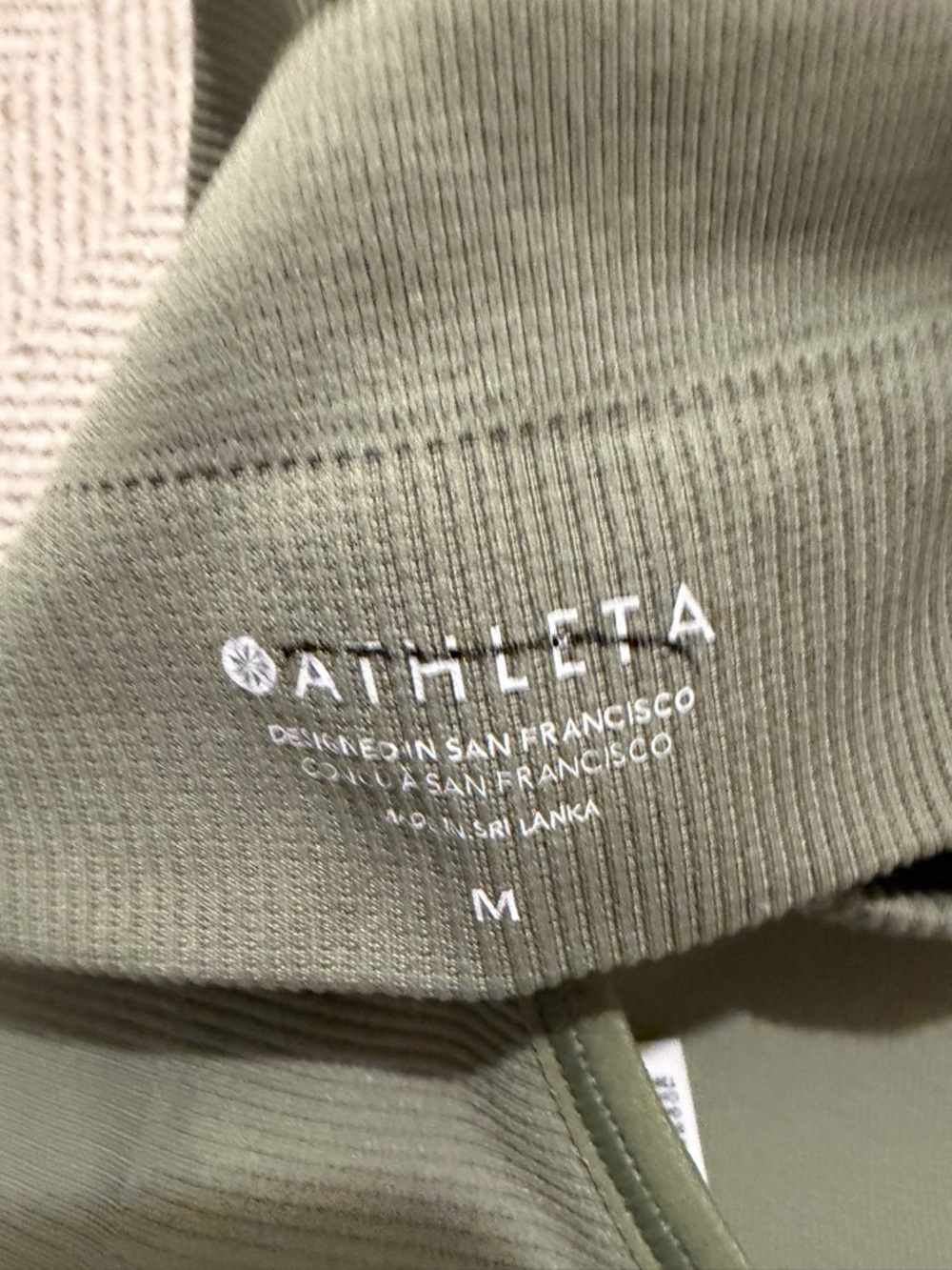 Athleta Olive Ribbed Crossback Sports Bra - Picture 3 of 3